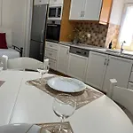 Leros Breeze اجيا مارينا